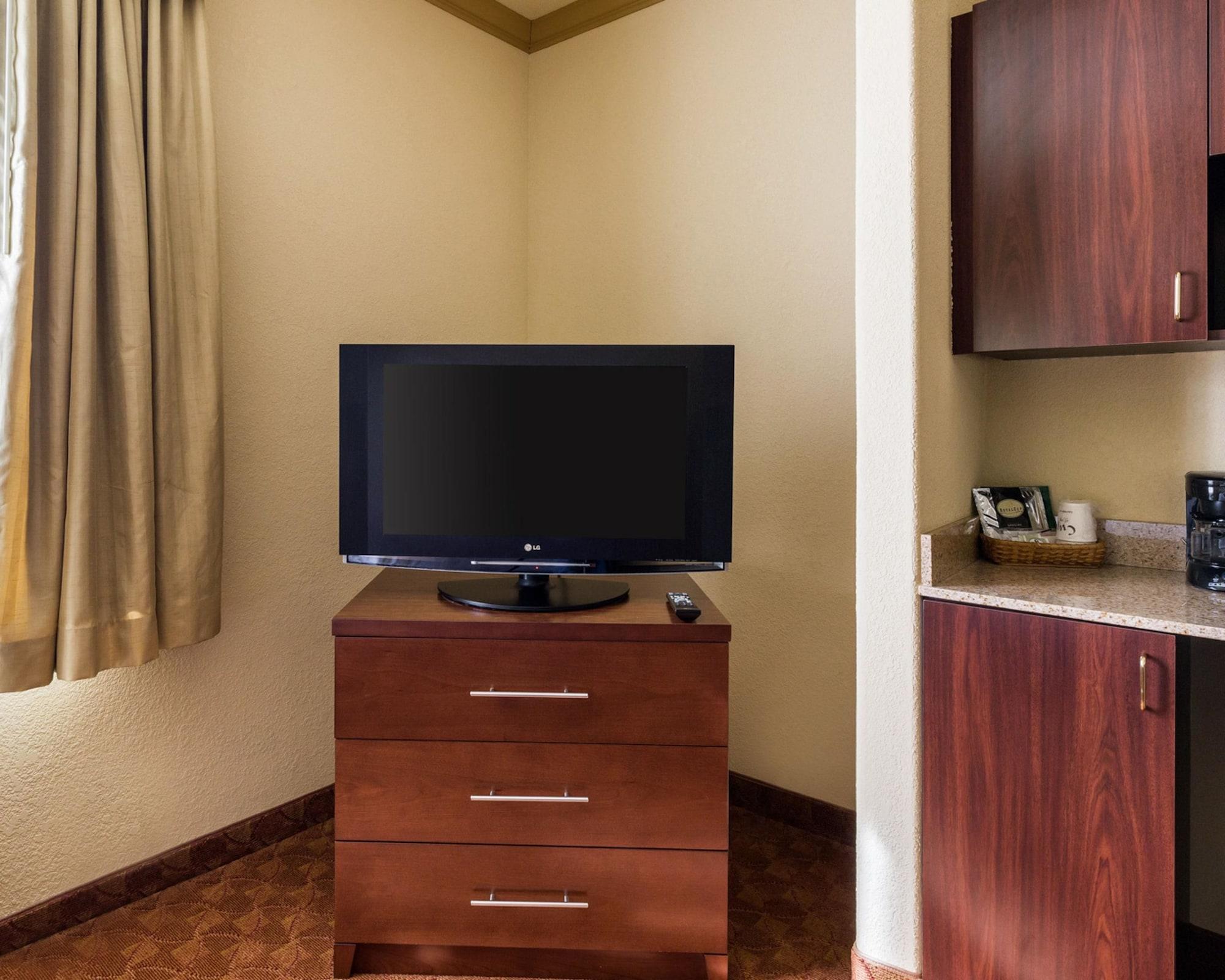 Comfort Near Nasa - Clear Hotel Webster