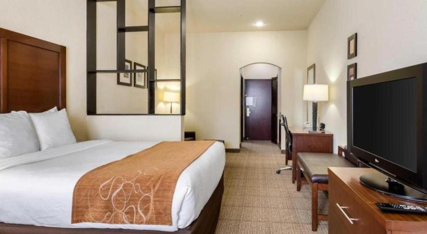 Comfort Near Nasa - Clear Hotel