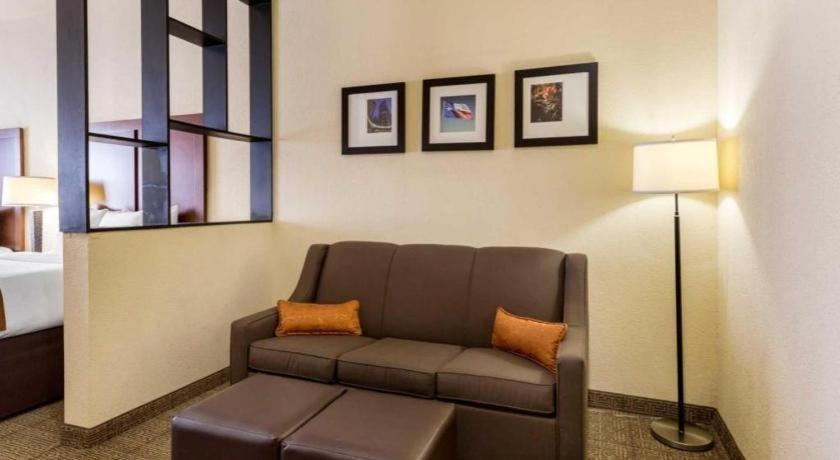Comfort Near Nasa - Clear Hotel