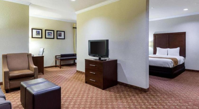 Hotel Comfort Near Nasa - Clear 2*