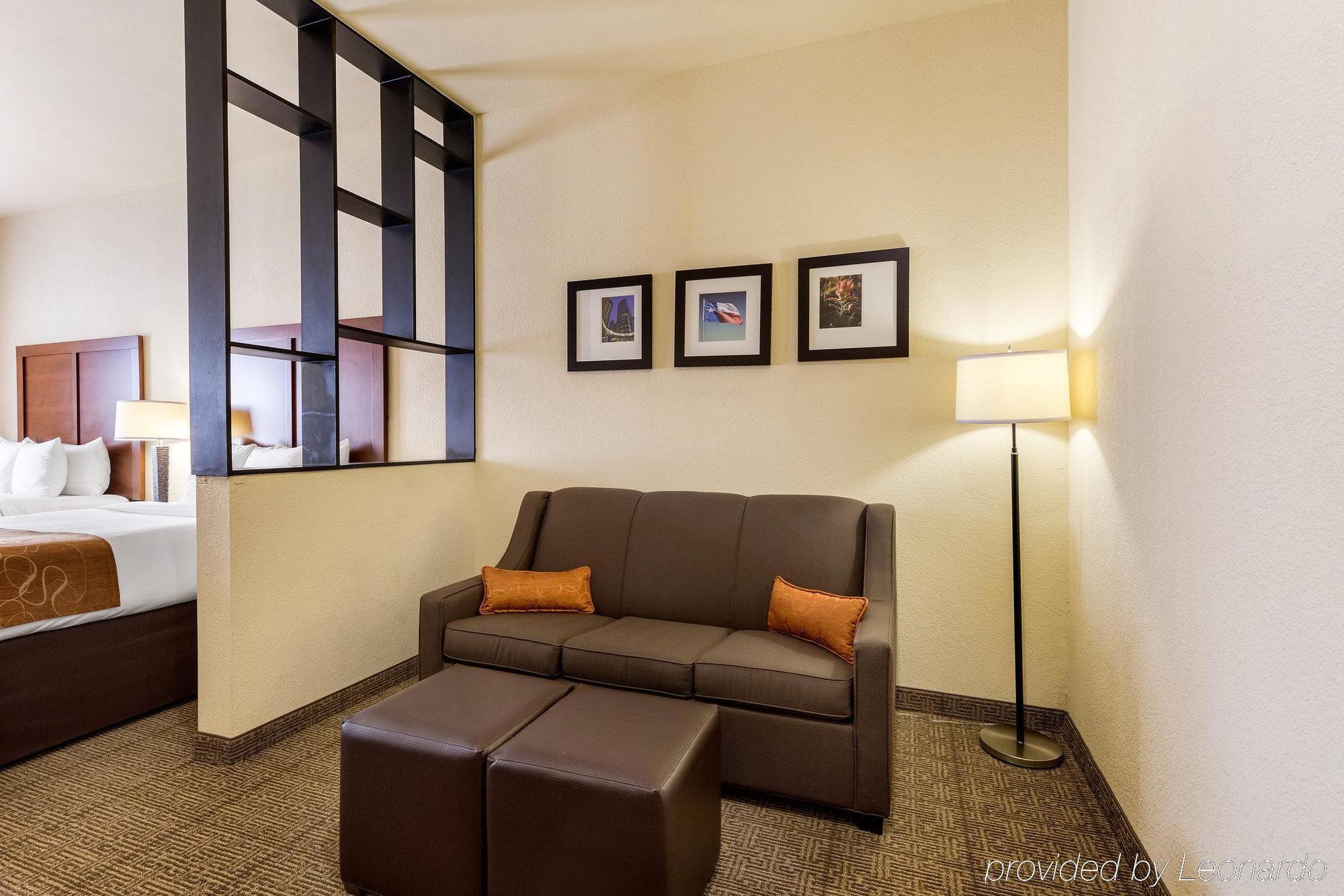 Hotel Comfort Near Nasa - Clear Webster